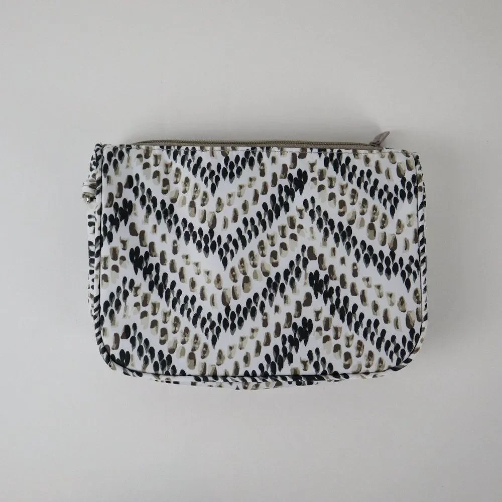 Thirty-One Raindrop Chevron Cosmetic Bag NWT - Picture 8 of 11